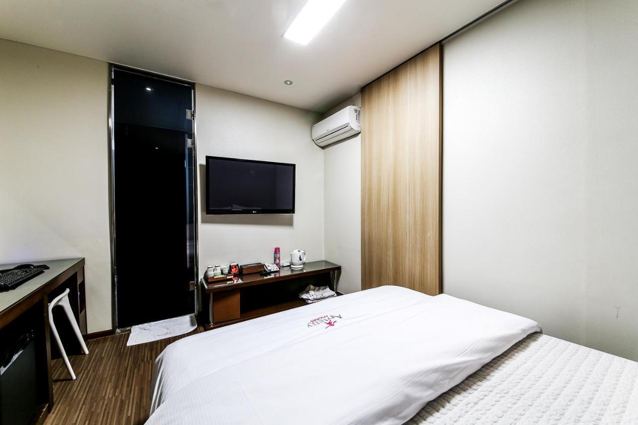 Gyeongju Arrietty Motel Buitenkant foto