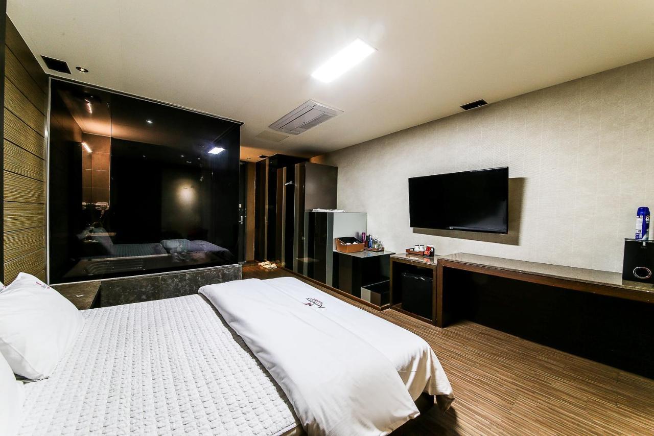 Gyeongju Arrietty Motel Buitenkant foto