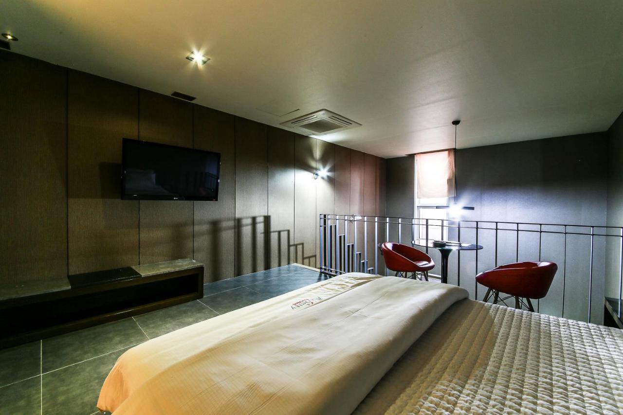 Gyeongju Arrietty Motel Buitenkant foto