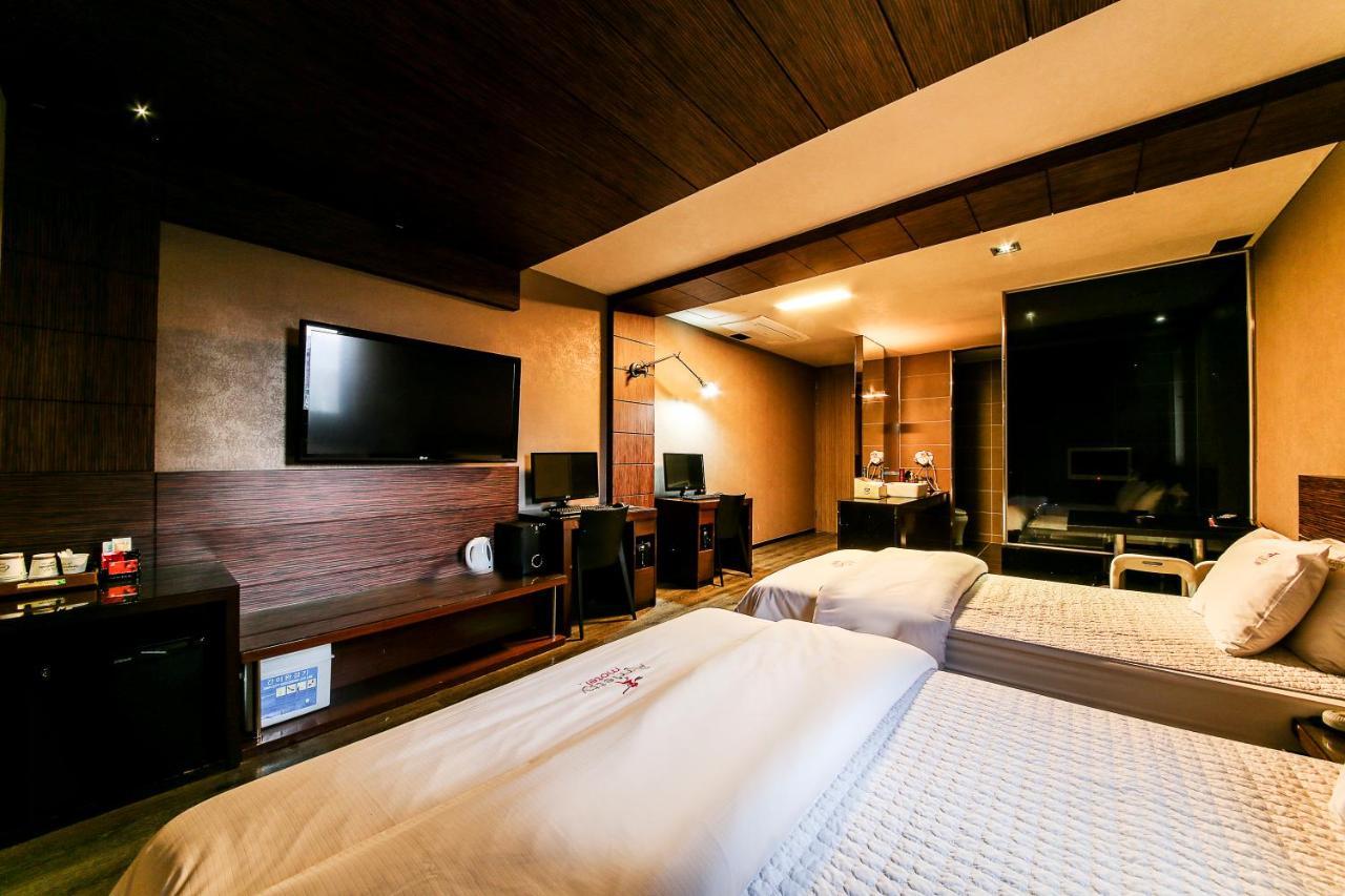 Gyeongju Arrietty Motel Buitenkant foto
