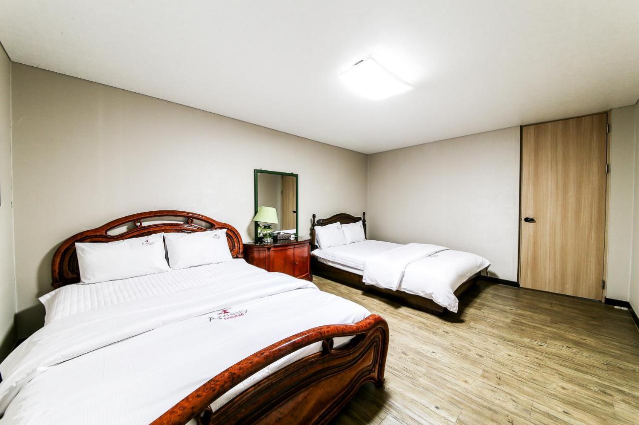 Gyeongju Arrietty Motel Buitenkant foto