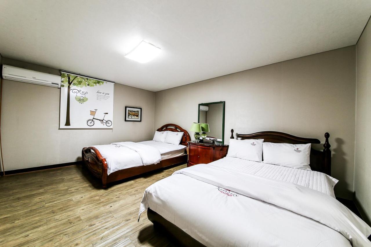 Gyeongju Arrietty Motel Buitenkant foto
