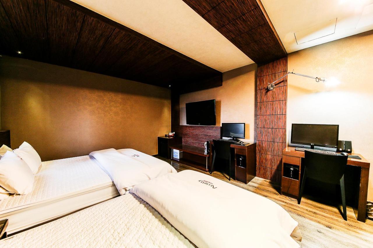 Gyeongju Arrietty Motel Buitenkant foto