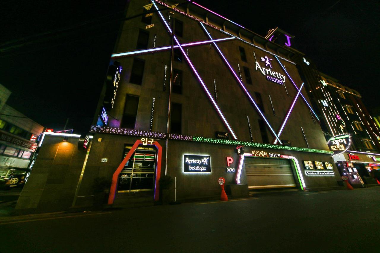 Gyeongju Arrietty Motel Buitenkant foto